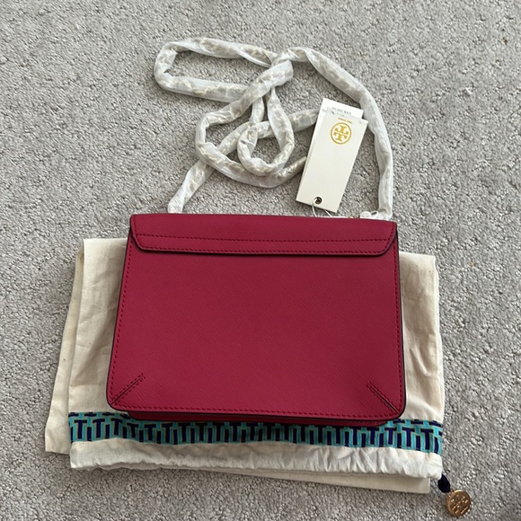 NWT - Tory Burch Robinson Convertible Shoulder Bag Dark Peony 28846 - Picture 6 of 10